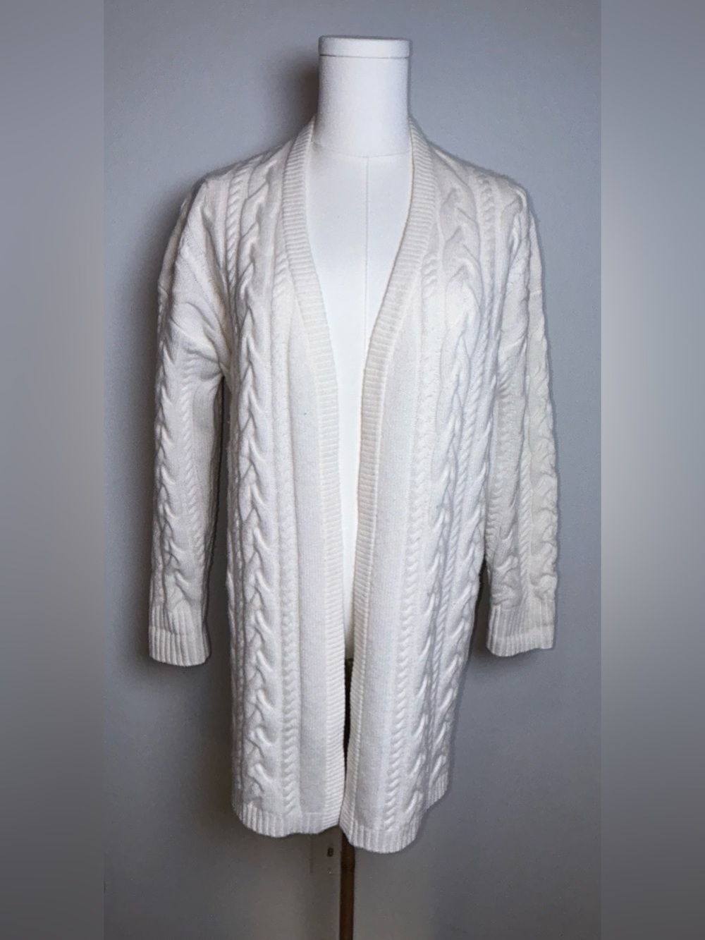 Alashan 100% Merino wool long cardigan size small ivory cable knit open front